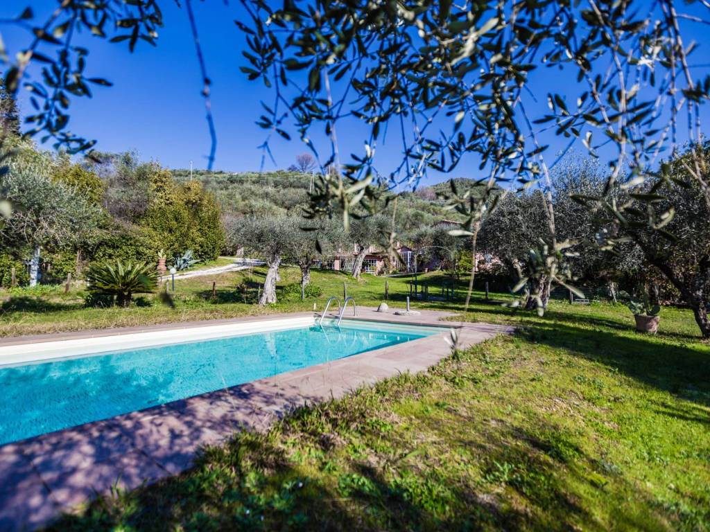 Villa a Massarosa in Via della Colombaia, 17 - Foto 3