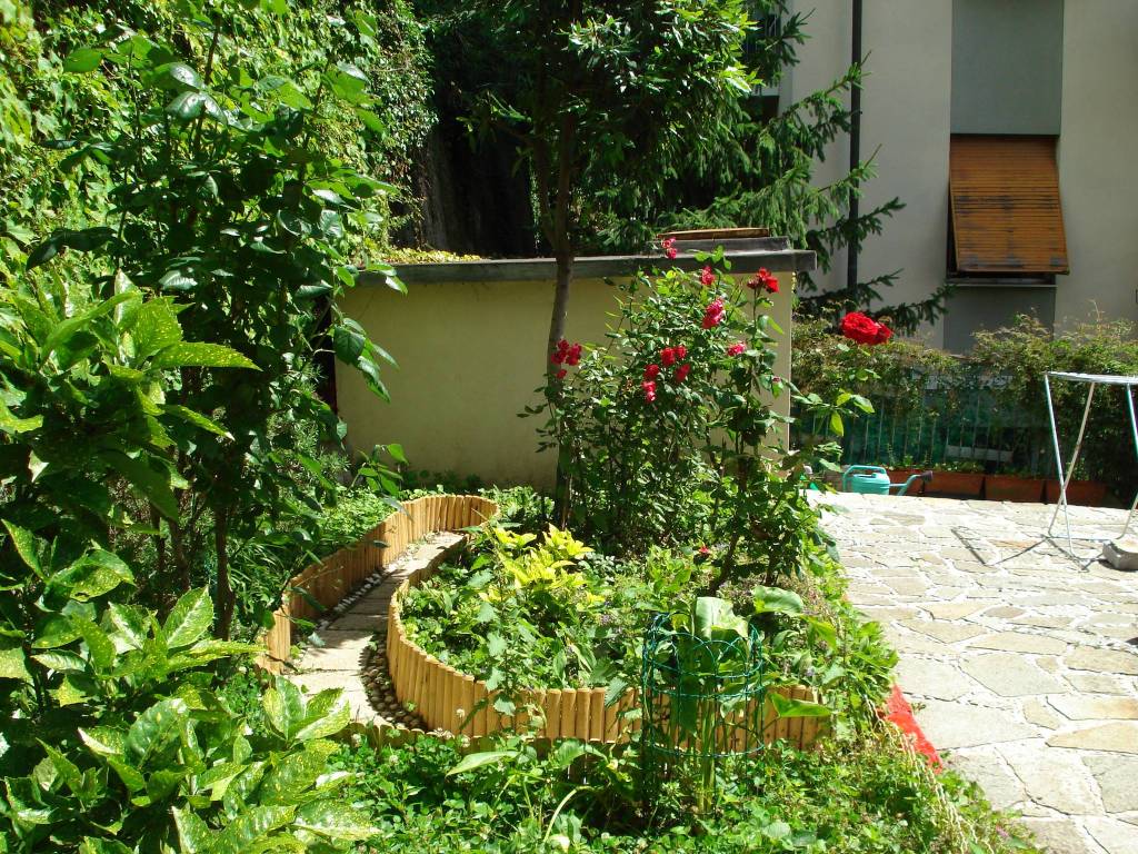 Appartamento a Genova in Via Susanna Fontanarossa, 27 - Foto 2