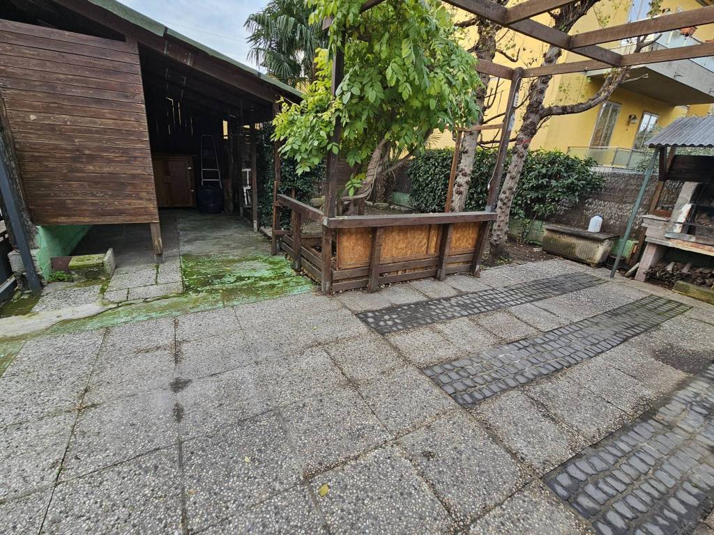 Casa indipendente a Prato in Via San Giusto - Foto 2