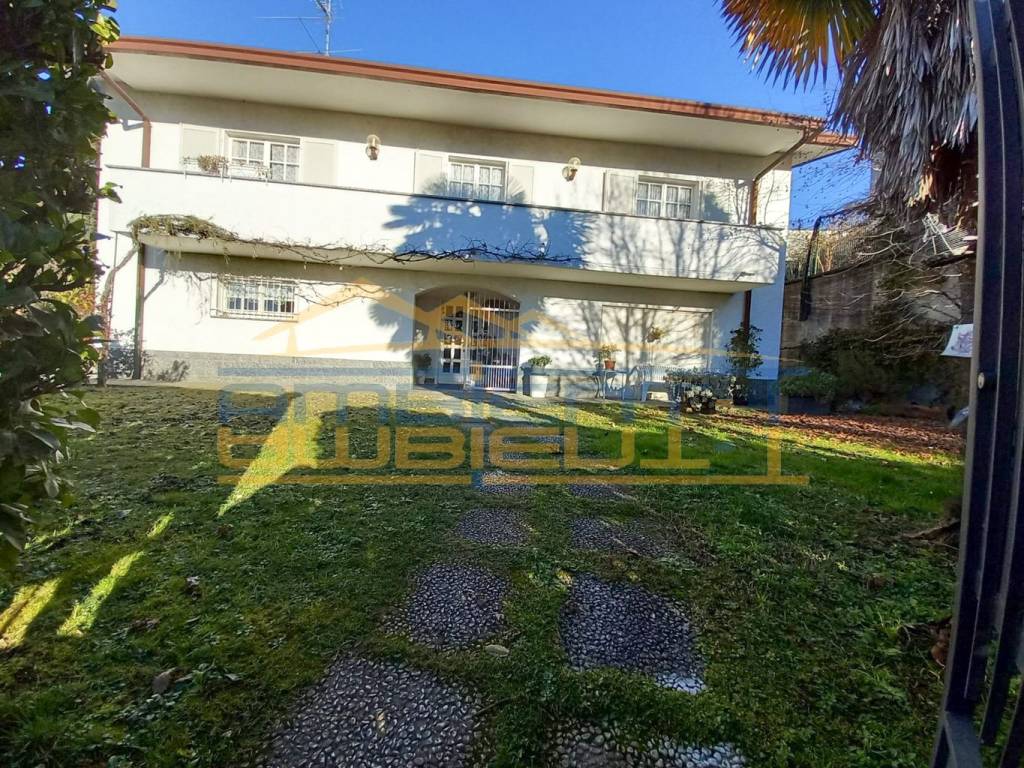 Villa a Barzanò in Via Prebone - Foto 4