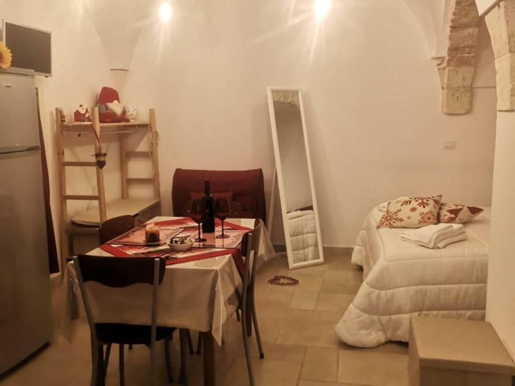 Casa indipendente a Ceglie messapica in Via Colucci - Foto 3