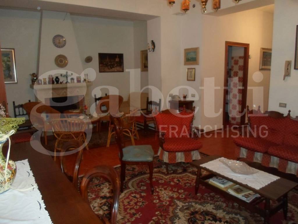 Appartamento a Tagliacozzo in Via Variante Tiburtina Valeria - Foto 2