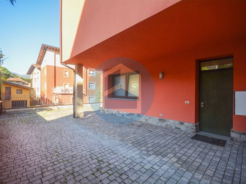 Appartamento a Breno in Breno BS 25043 Viale 28 Aprile - Foto 3