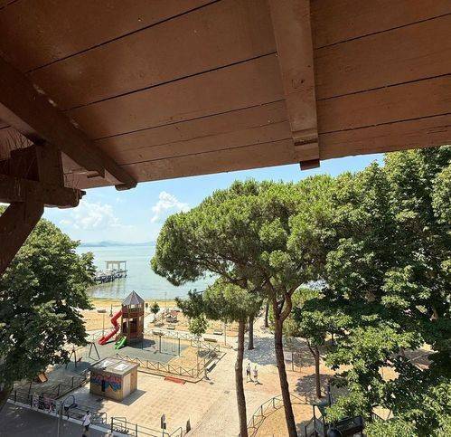 Appartamento a Passignano sul trasimeno in Viale Roma 10 - Foto 2