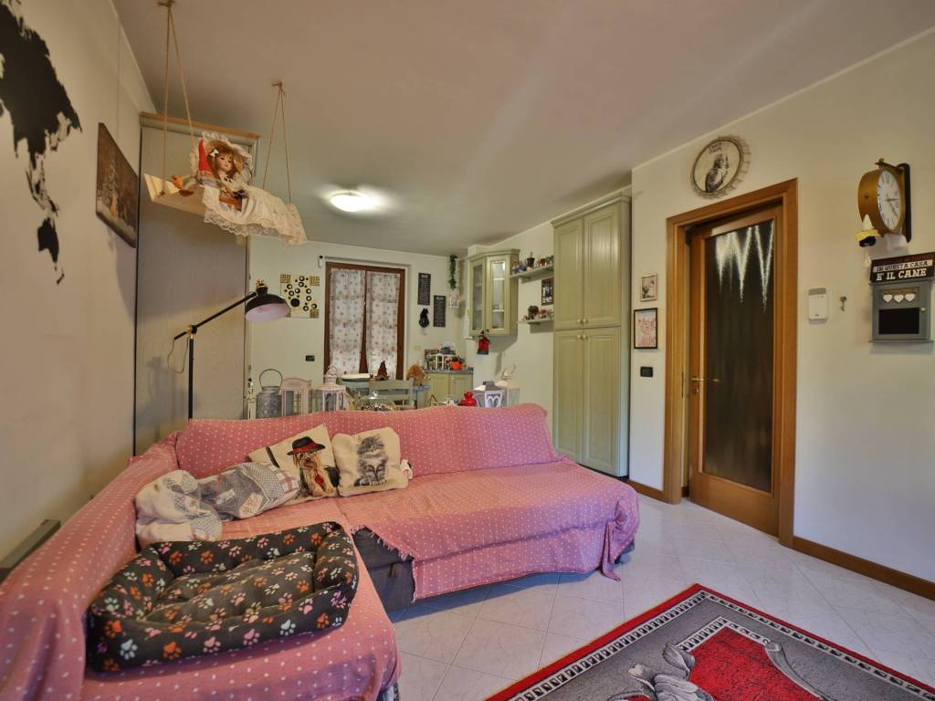 Villa a Cambiago in Via Dante Alighieri, 45 - Foto 2