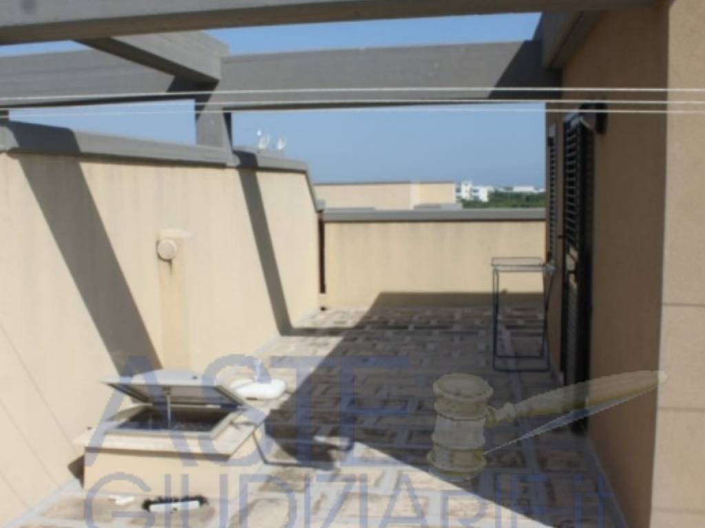 Villa a Monopoli in Via T. Avezzano Comes, 45 - Foto 2