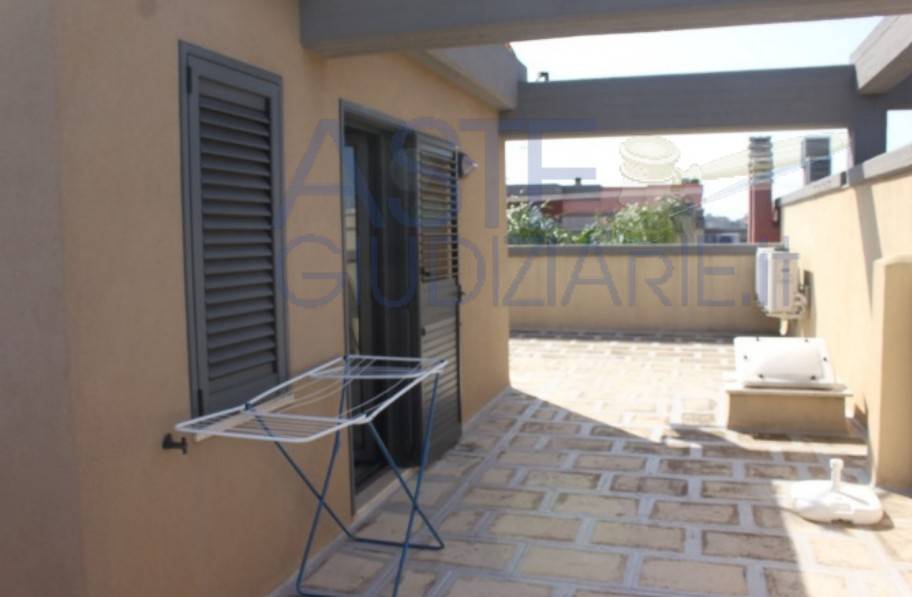 Villa a Monopoli in Via T. Avezzano Comes, 45 - Foto 3