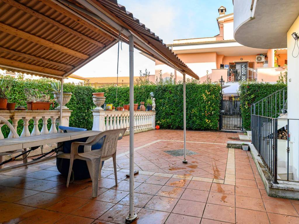 Appartamento a Guidonia montecelio in Via Colle del Sole, 33 - Foto 2