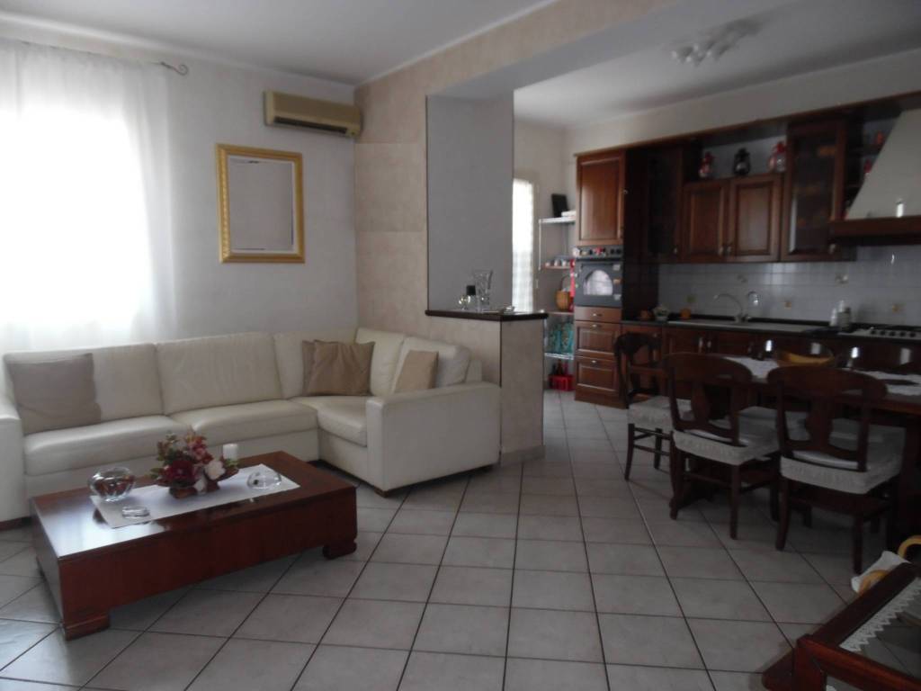 Appartamento a Floridia - Foto 2