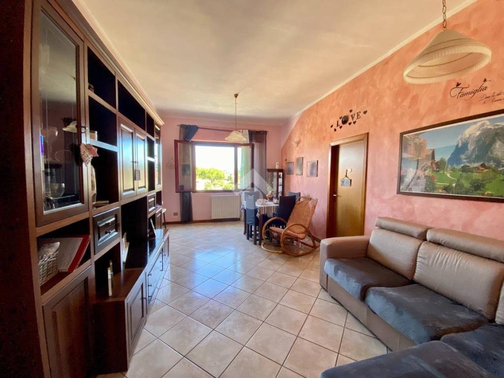 Appartamento a Quarrata in Via Montalbano, 131 - Foto 4