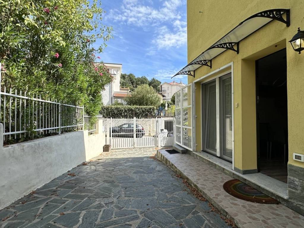 Appartamento a Boissano in Via dei pini, 9 - Foto 2