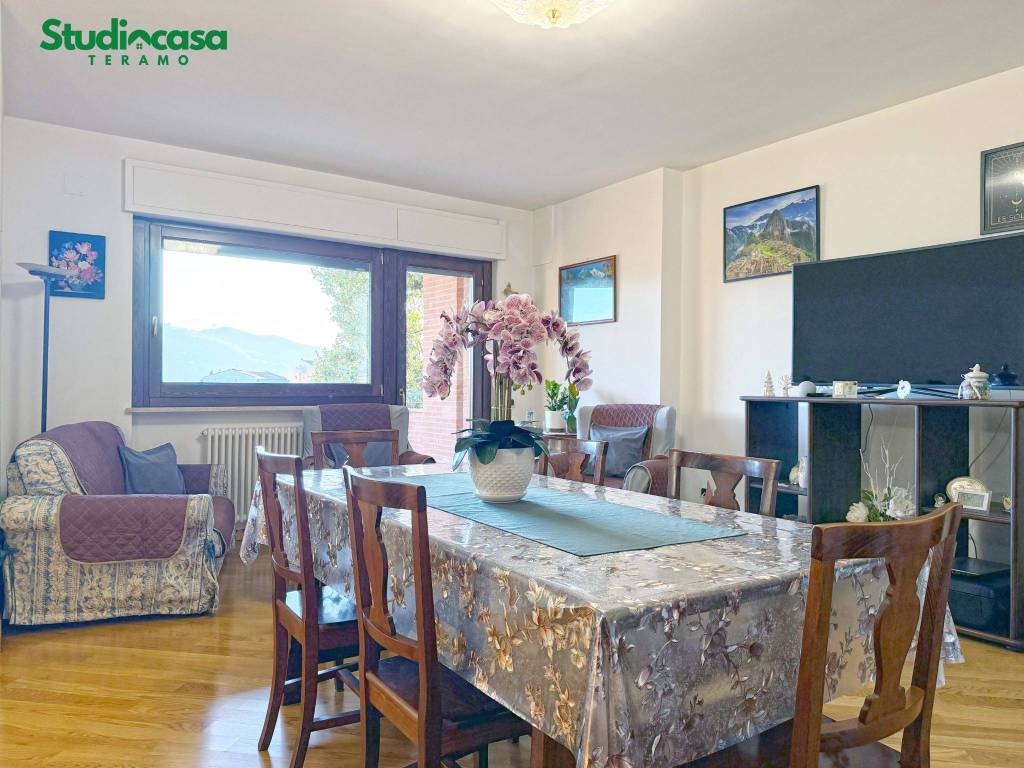 Appartamento a Teramo in Via Giovanni Palatucci - Foto 2