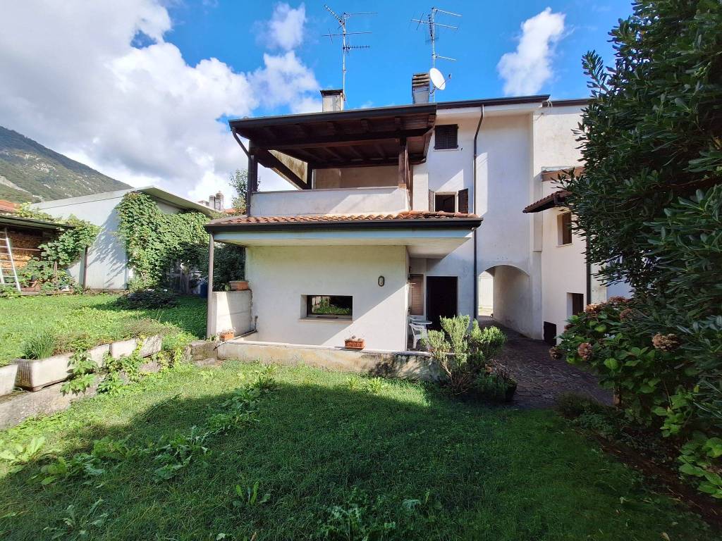 Casa indipendente a Maniago in Via Castello, 13 - Foto 4
