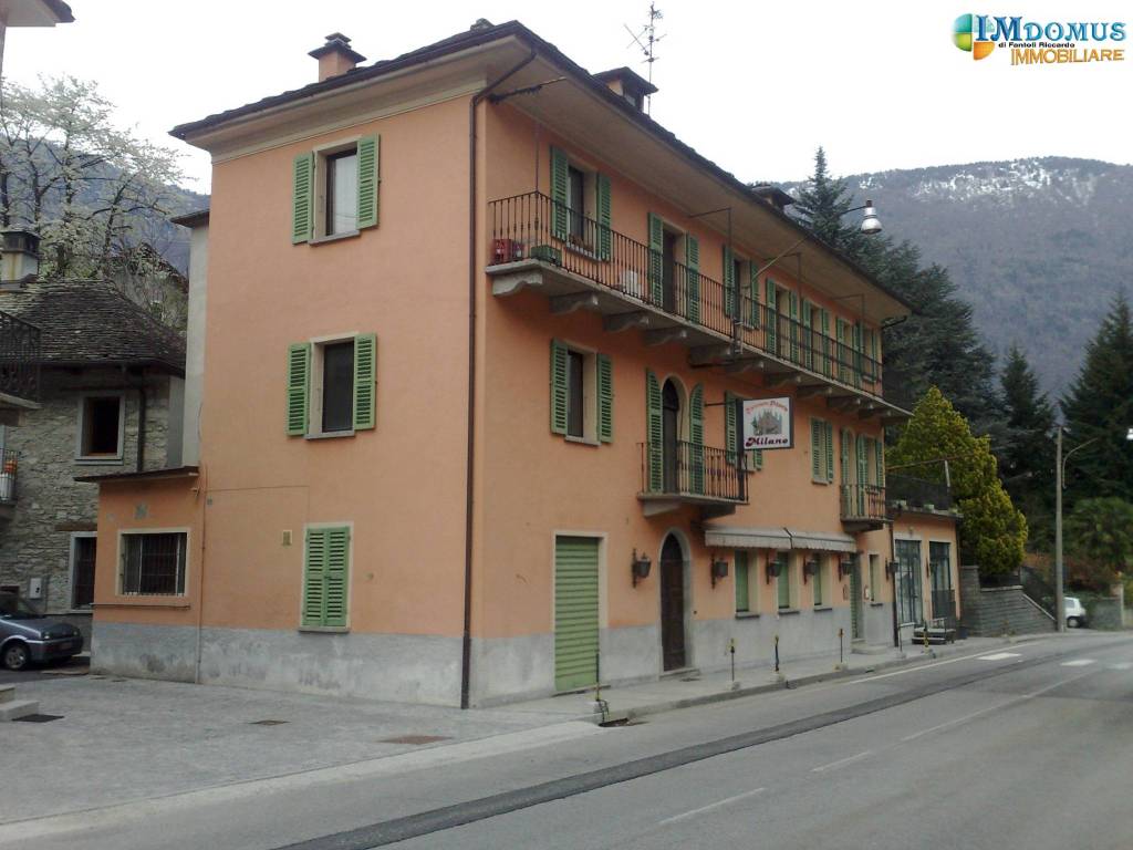 Casa indipendente a Varzo in Via Sempione, 44 - Foto 2