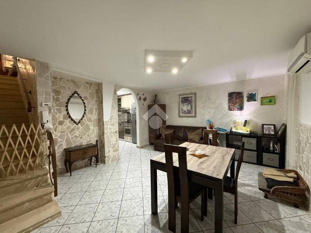 Casa indipendente a Santeramo in colle - Foto 4