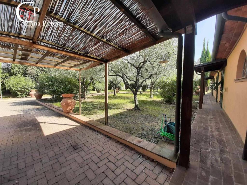 Villa a Cecina in piazza della Libertà, 10 - Foto 5