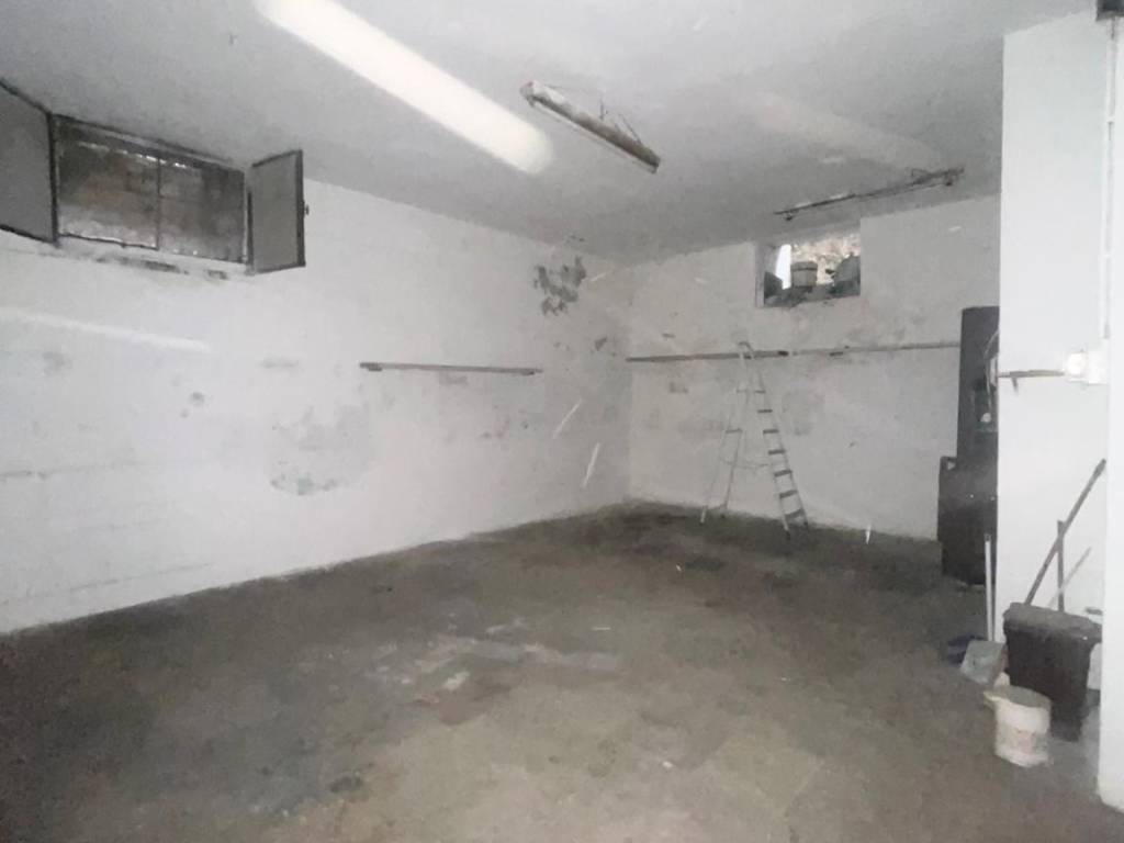 Box / garage a Terni in Via Alessandro Tomassoni - Foto 5