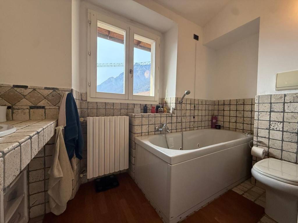 Appartamento a Valmadrera in Via Antonio Stoppani, 4 - Foto 4