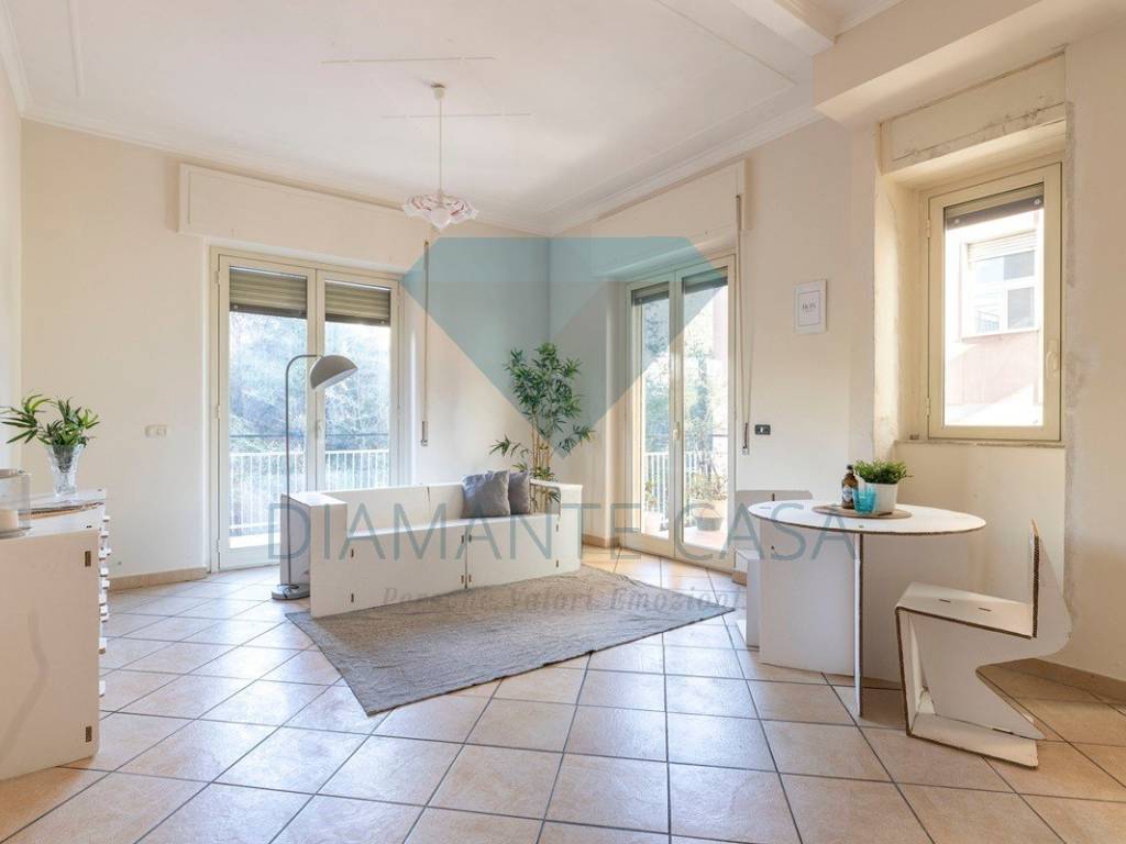 Appartamento a Catania in Via Costanza d'Aragona, 8 - Foto 2