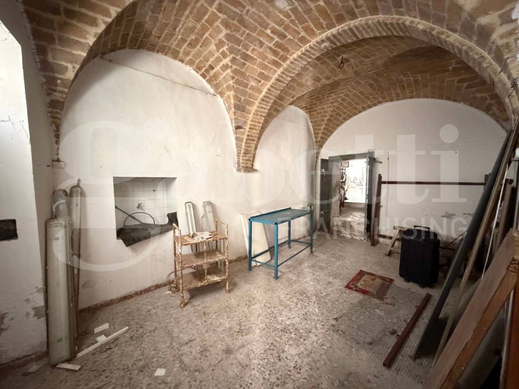 Casa indipendente a Nereto in via Italo de Berardinis, 42 - Foto 4