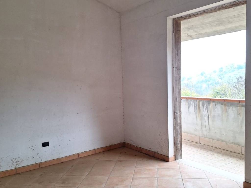 Villa a Sezze in Via Bassiano - Foto 3