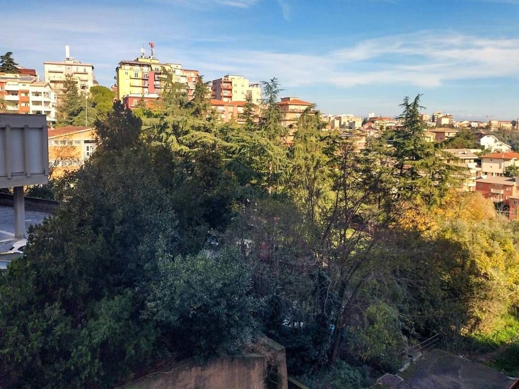 Appartamento a Chieti in Via Martiri Lancianesi, 49 - Foto 4
