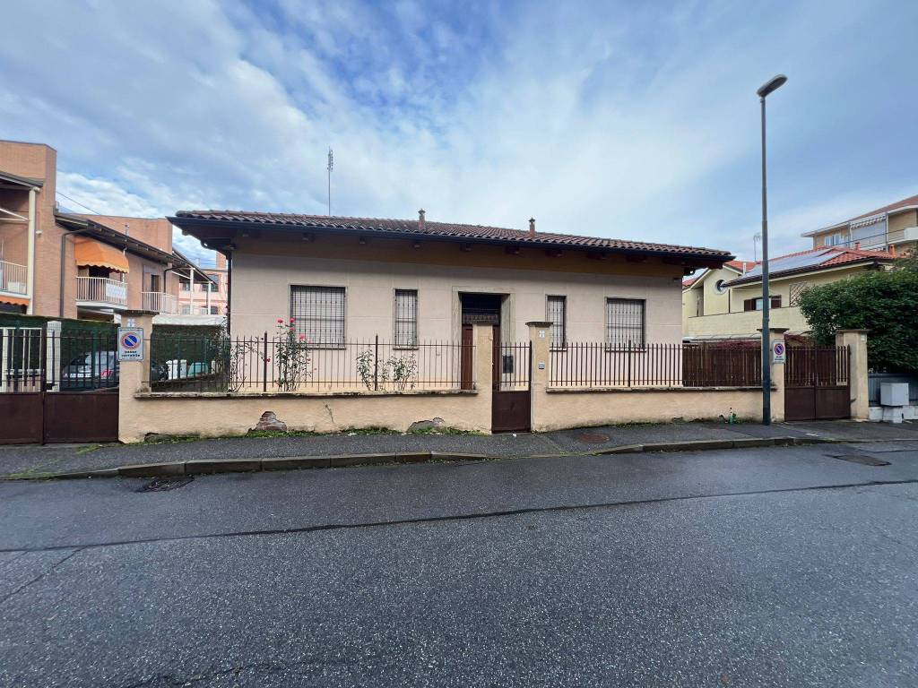 Villa a Grugliasco in Via Giovanni Tobanelli - Foto 2