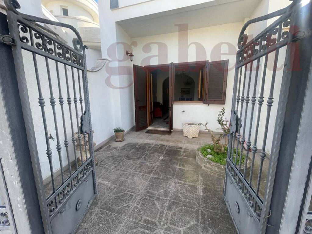 Casa indipendente a Spongano in via Carlo Alberto - Foto 3