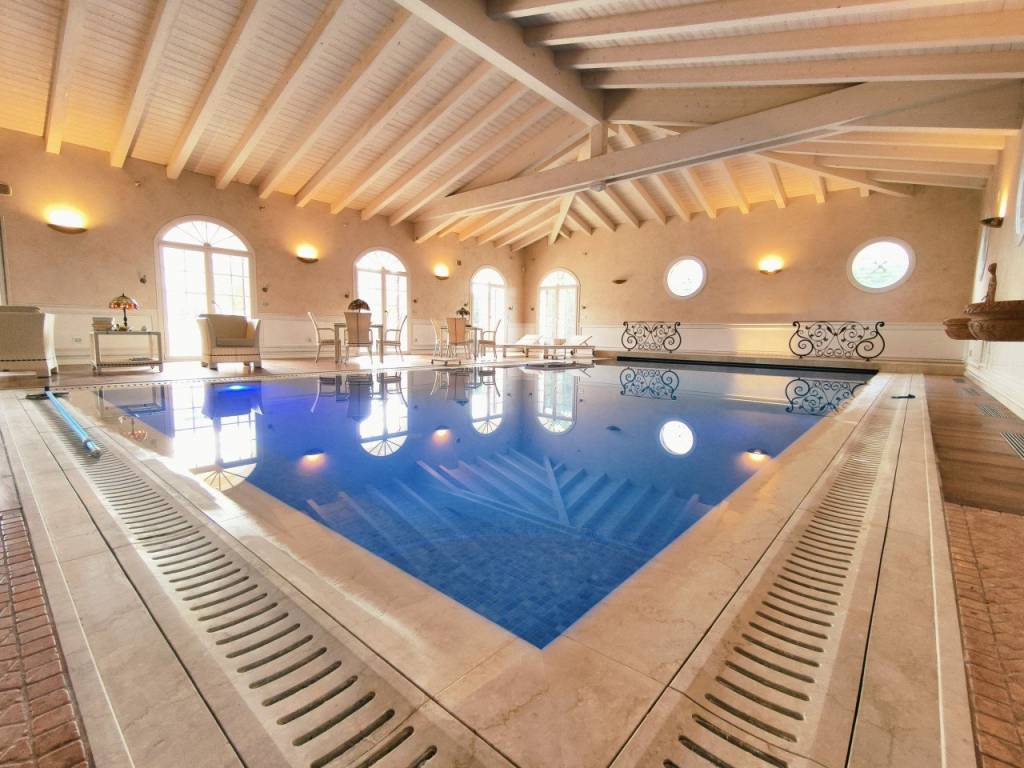 Villa a Badia polesine in Via Benato Vittorio - Foto 3