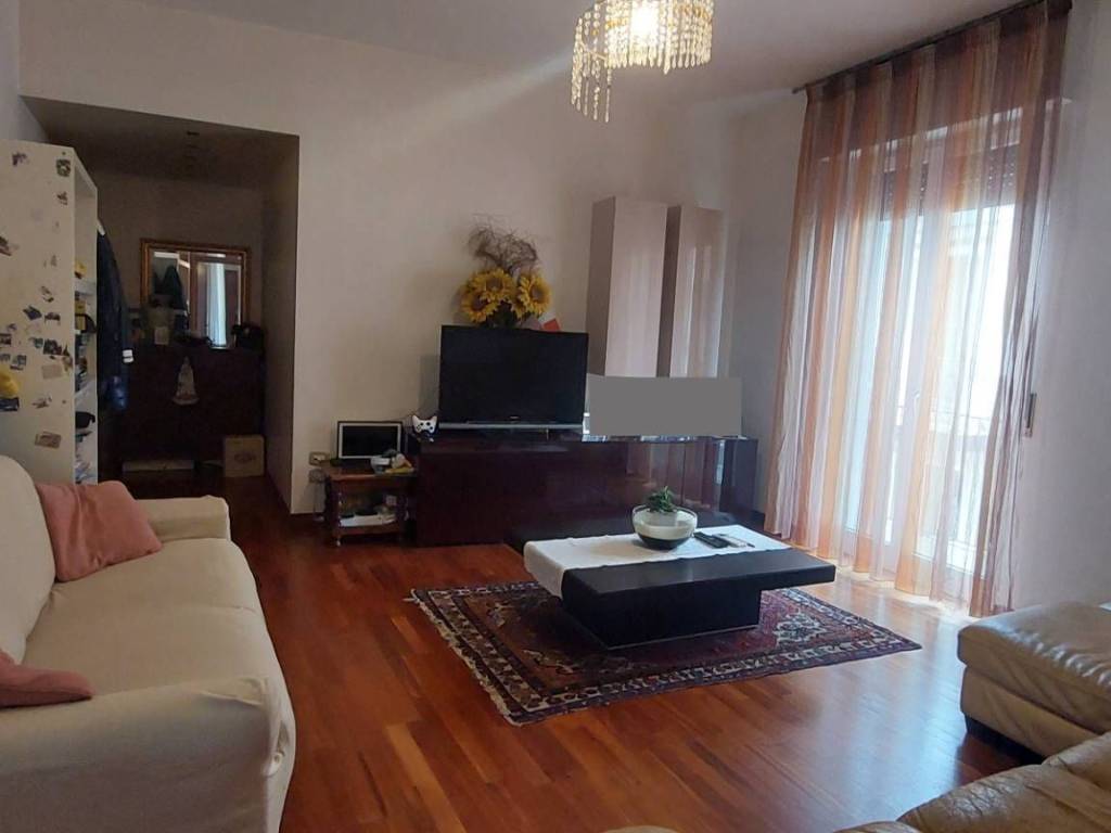 Appartamento a Verona in Via Gianbattista Da Monte, 8 - Foto 3