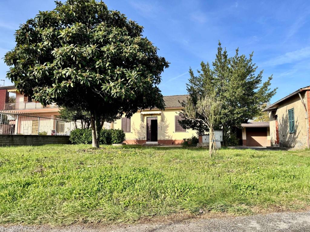 Villa a Ceccano in Via Gaeta - Foto 5
