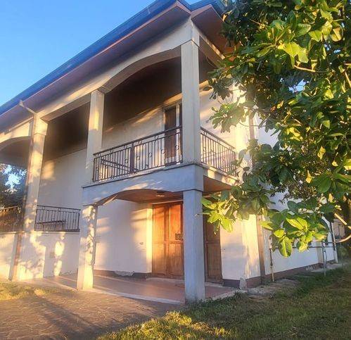 Villa a Pegognaga in Via Mantovana - Foto 2