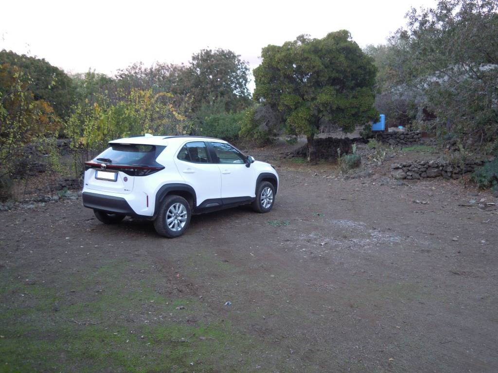 Terreno a Belpasso in Via Calatafimi - Foto 2