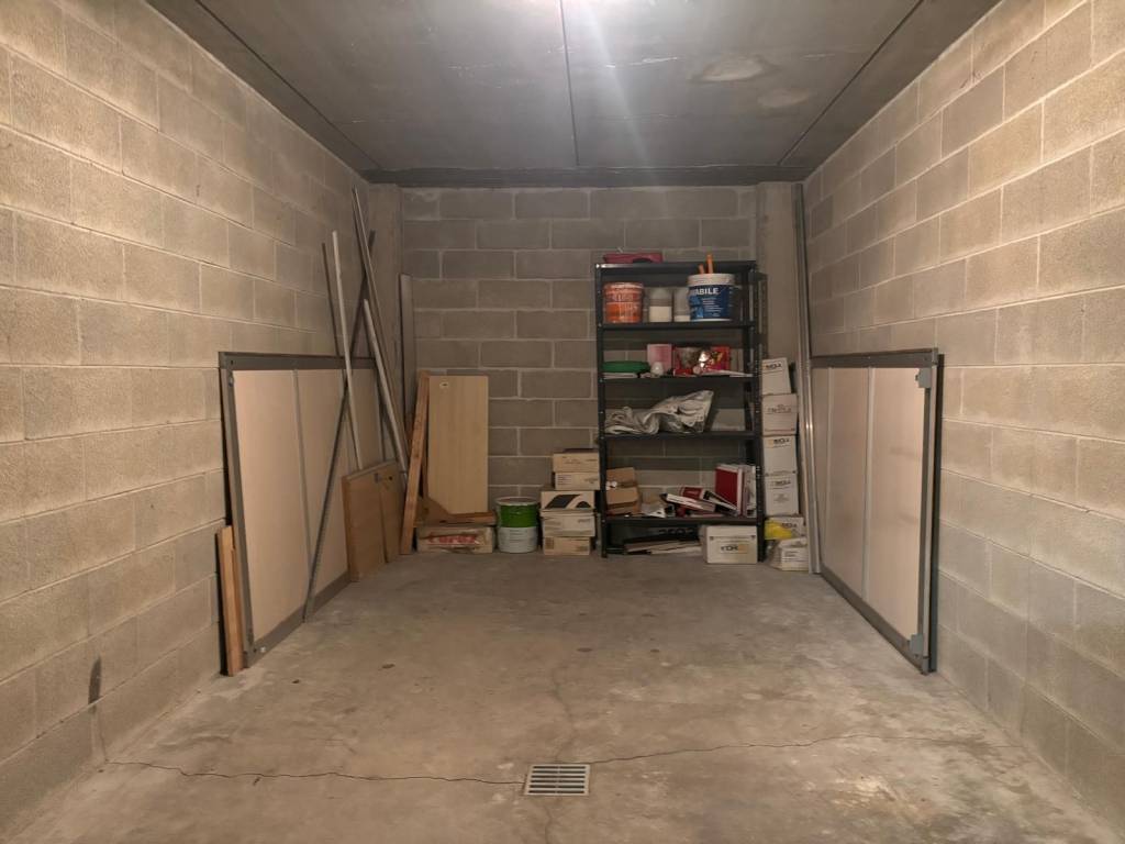Box / garage a Villa guardia in Via Mazzini - Foto 2