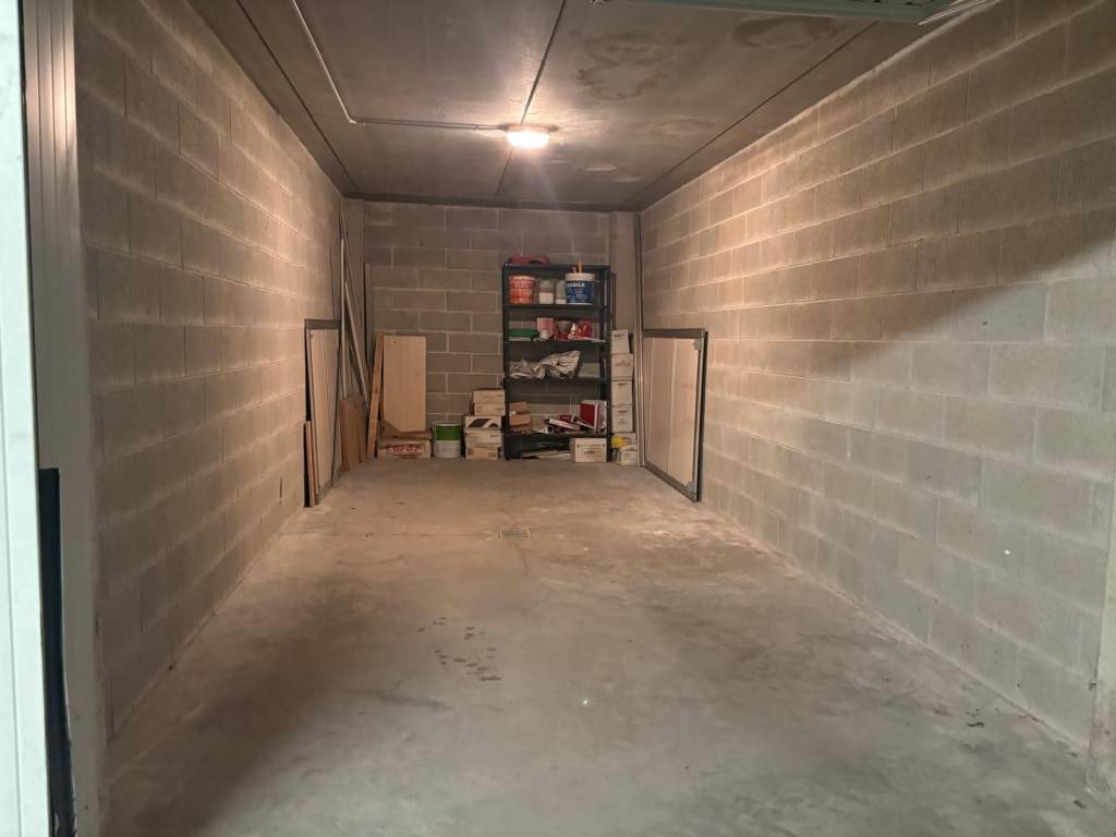 Box / garage a Villa guardia in Via Mazzini - Foto 3