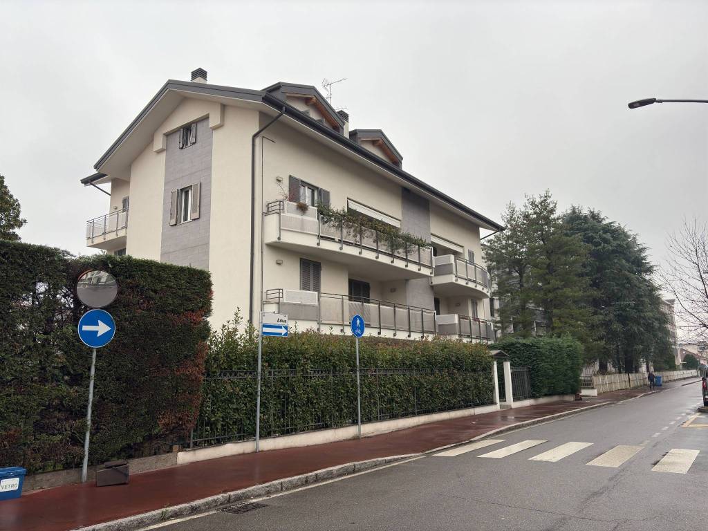 Appartamento a Cernusco sul naviglio in via Adua 26 - Foto 4