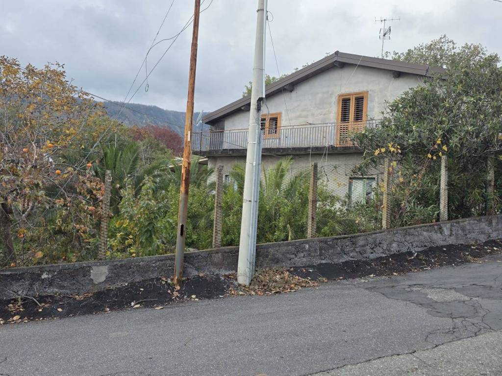 Villa a Zafferana etnea in Via Carlino Dagalone - Foto 5