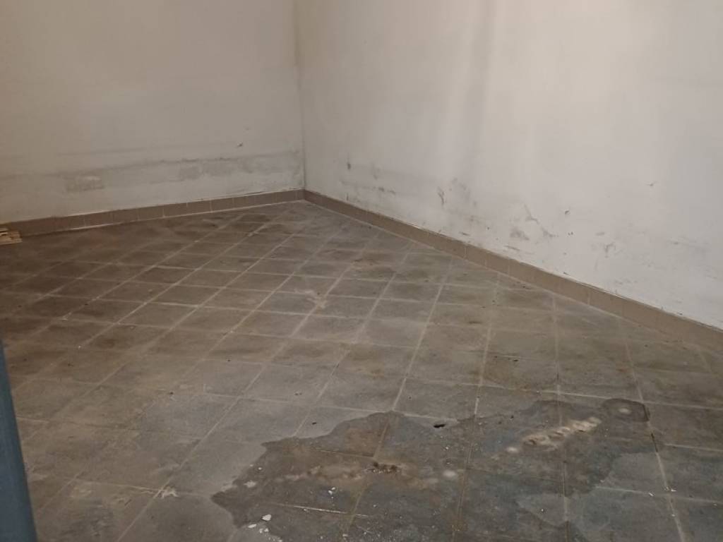 Box / garage a Savigliano in Via Einaudi, 8 - Foto 2