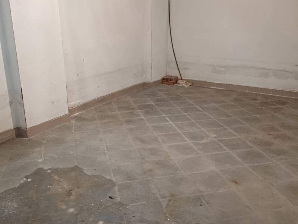 Box / garage a Savigliano in Via Einaudi, 8 - Foto 4
