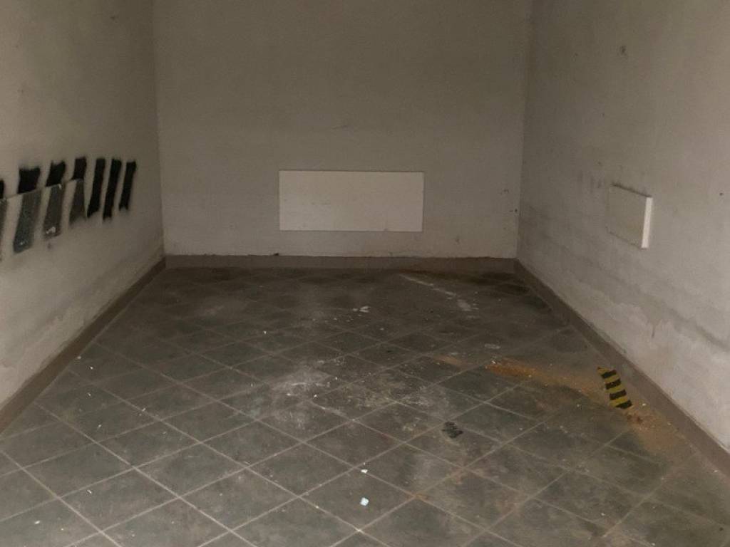 Box / garage a Savigliano in Via Einaudi, 8 - Foto 2