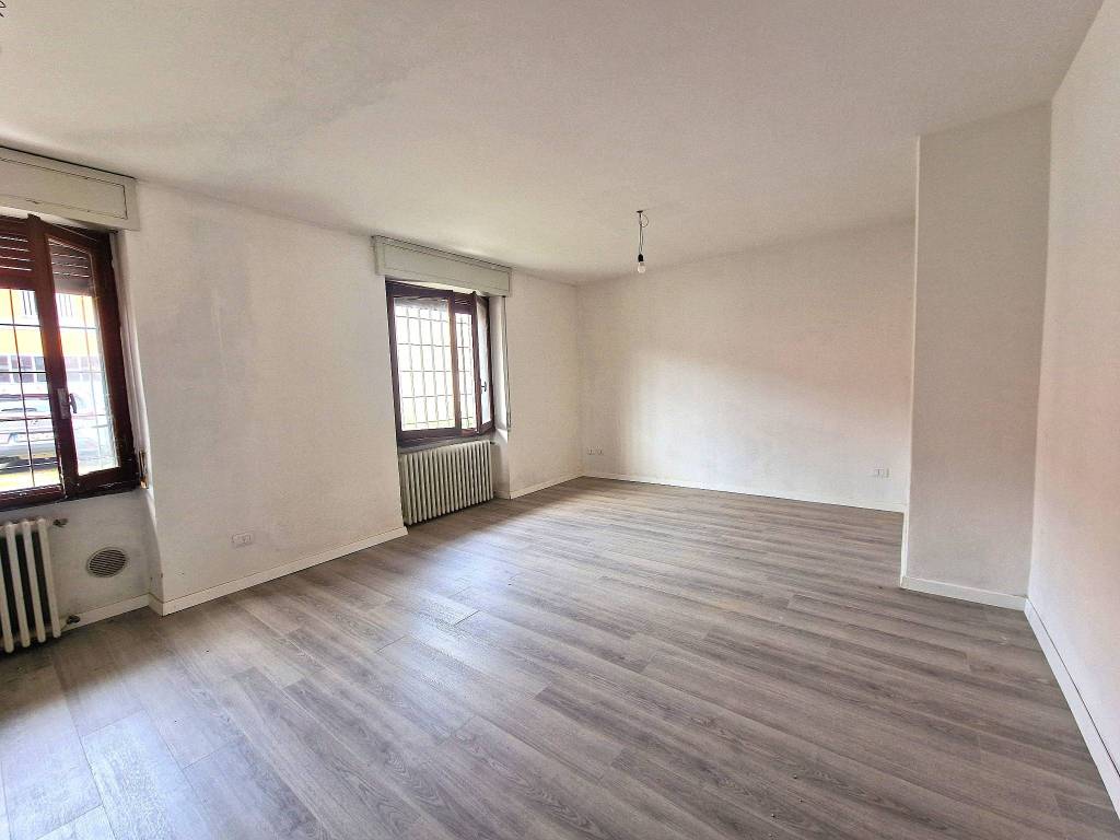 Appartamento a Mezzanino in Via Roma, 17 - Foto 2