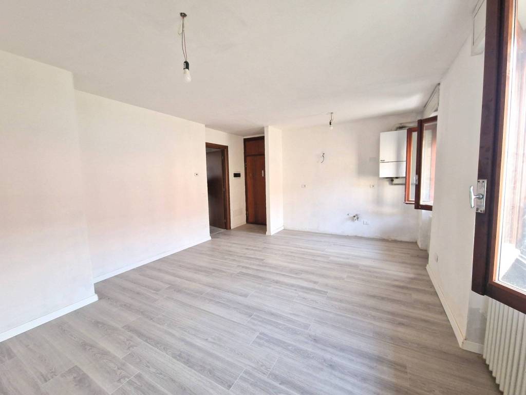 Appartamento a Mezzanino in Via Roma, 17 - Foto 5