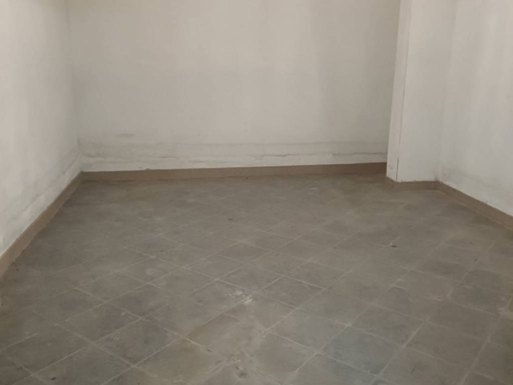 Box / garage a Savigliano in Via Einaudi, 8 - Foto 2