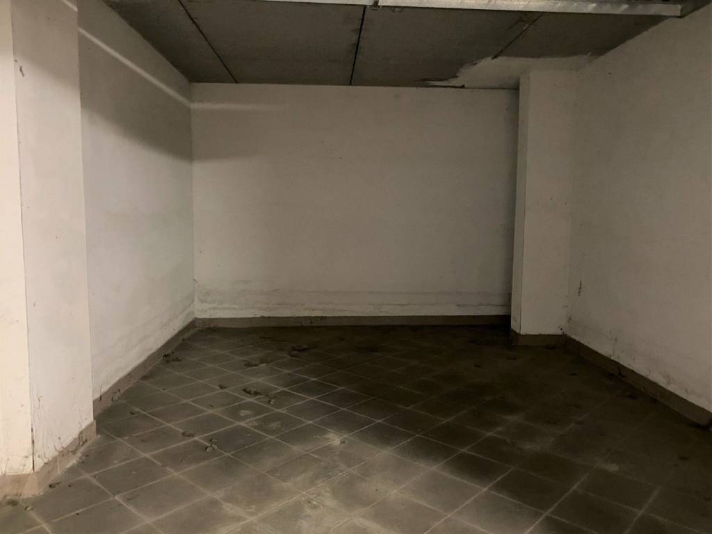Box / garage a Savigliano in Via Einaudi, 8 - Foto 3
