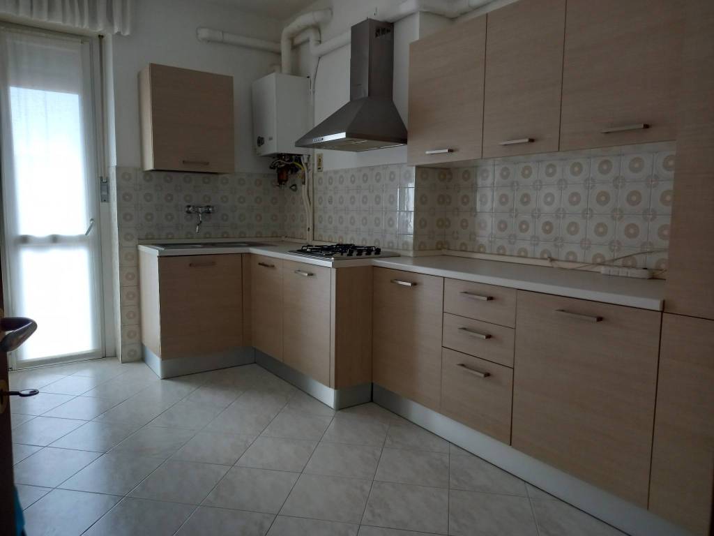Appartamento a Voghera in Via Toscana, 2 - Foto 4