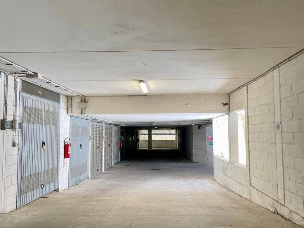 Box / garage a Cerveteri in via duilio ottavi - Foto 2