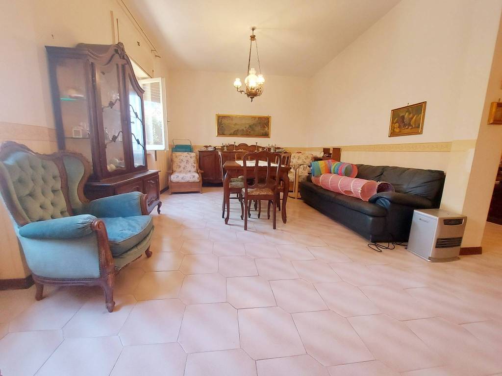 Villa a Grottaferrata in Piazza Giordano Bruno - Foto 4