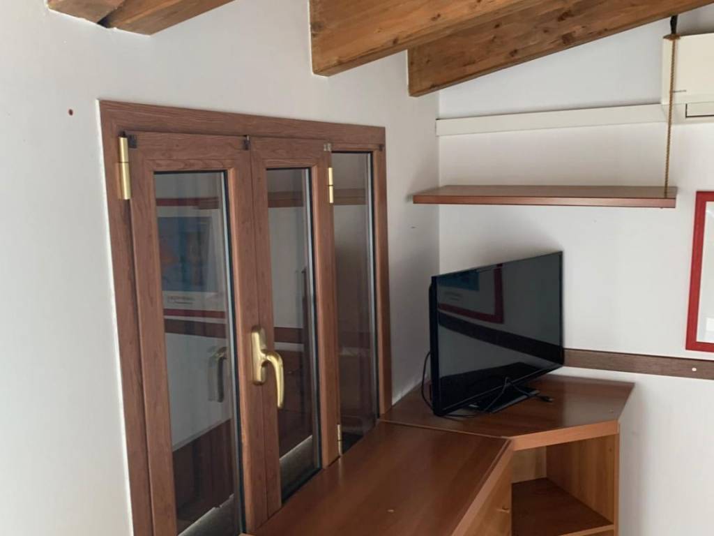 Appartamento a Bollate in Via Silvio Pellico - Foto 5