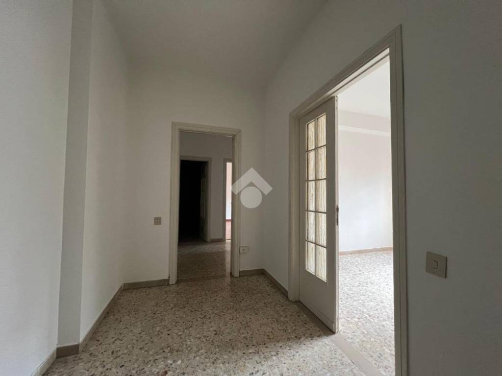 Appartamento a Cosenza in Via Eugenio Martorelli, 36 - Foto 4