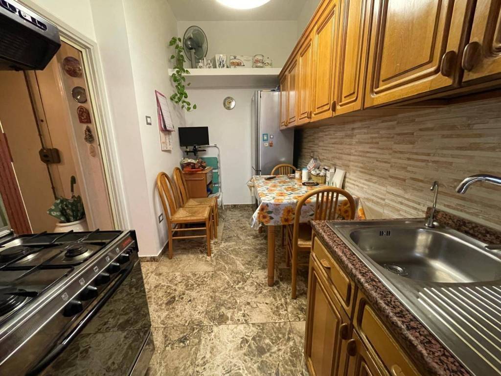 Appartamento a Benevento in Via Enrico Cocchia - Foto 4